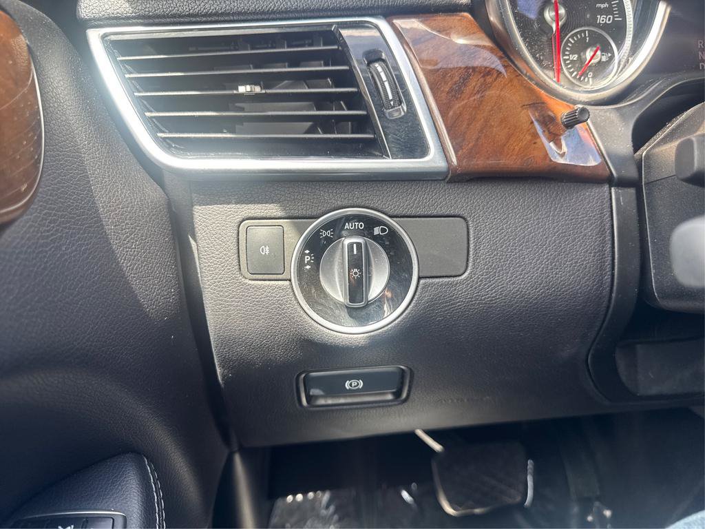 Used 2017 Mercedes-Benz GLS 450 4MATIC image 16