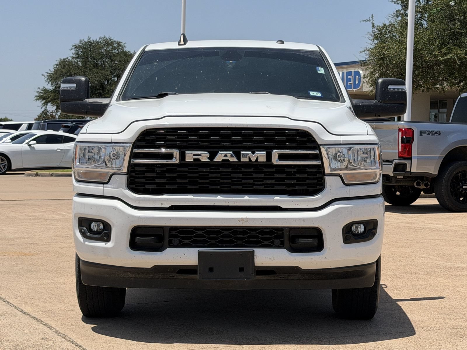 Used 2024 RAM 3500 Big Horn w/ Sport Appearance Package AWD/4WD image 9