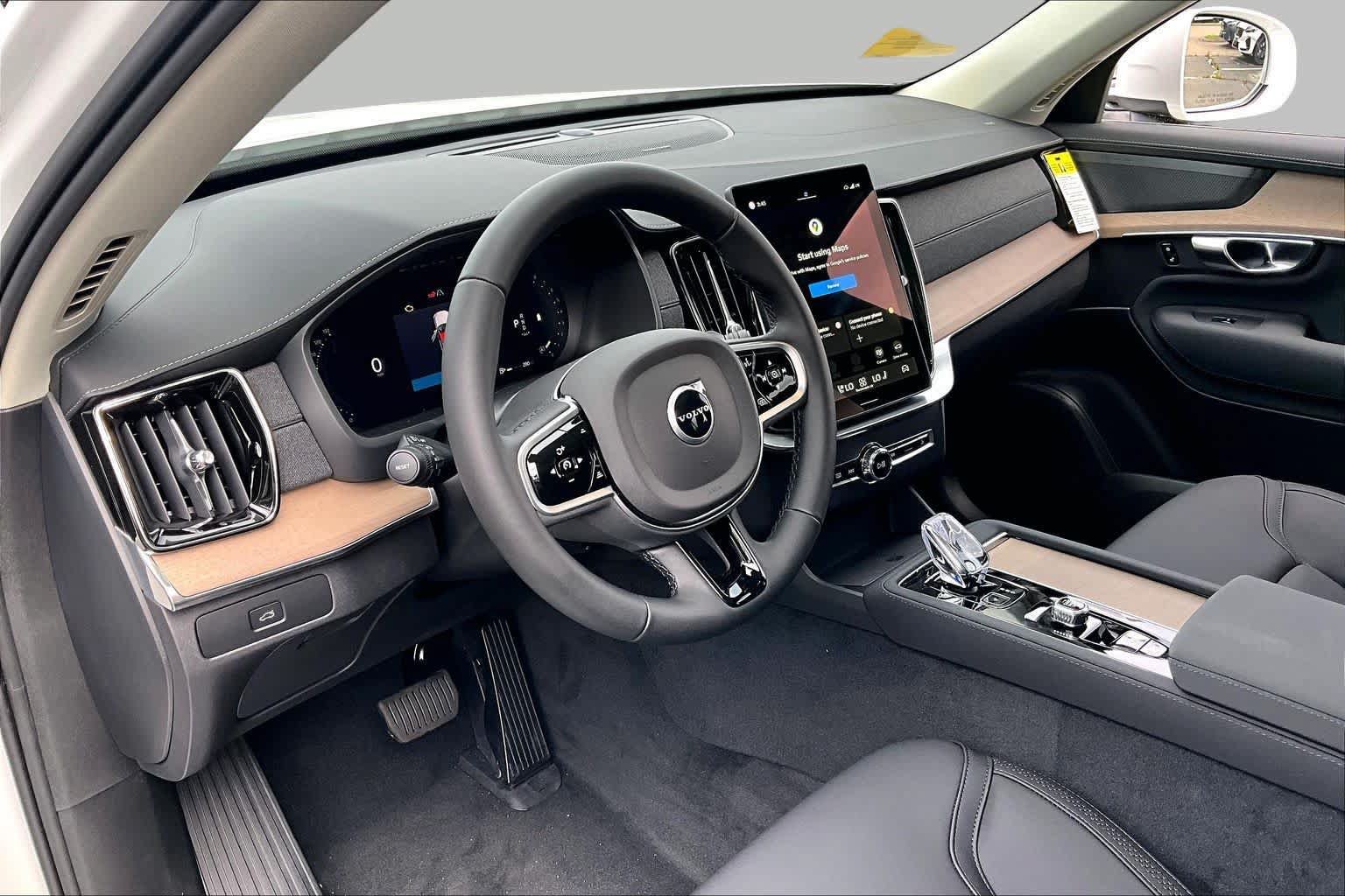 New 2026 Volvo XC90 B6 Plus w/ Protection Package Premier AWD/4WD image 9