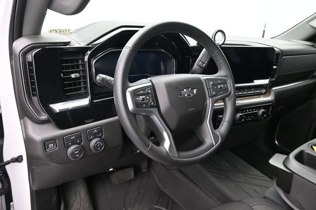 Used 2025 Chevrolet Silverado 1500 RST w/ Protection Package AWD/4WD image 24