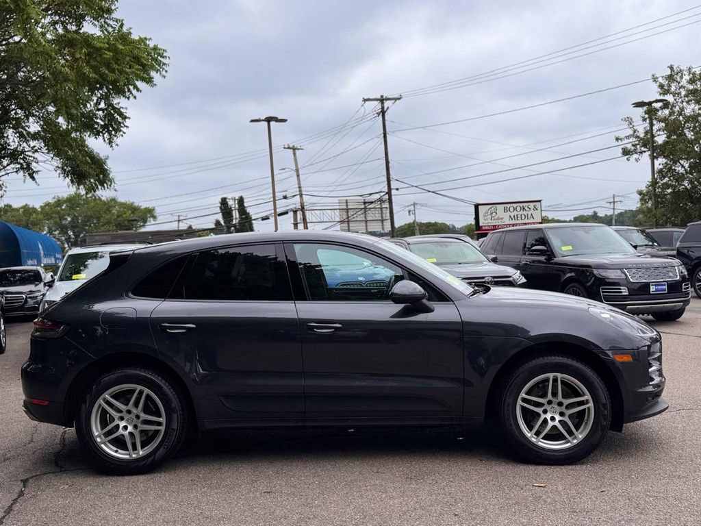 Used 2020 Porsche Macan AWD/4WD image 7