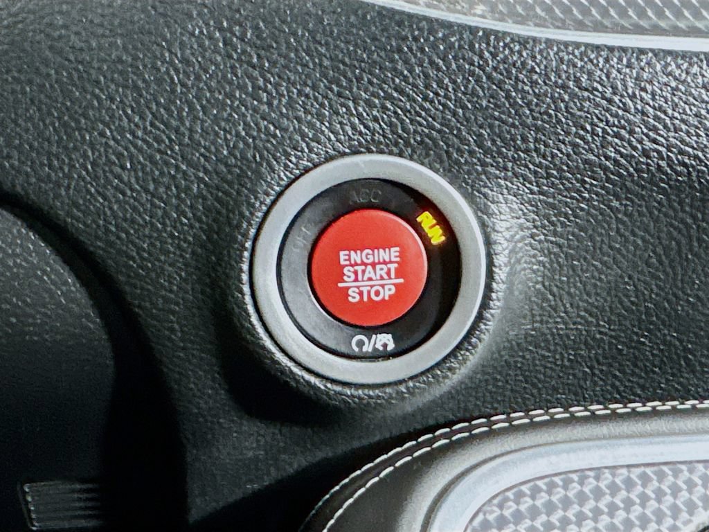 Used 2019 Dodge Challenger SRT Hellcat Redeye RWD image 20