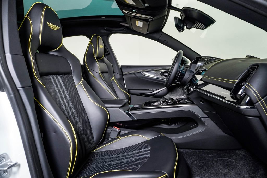 Used 2025 Aston Martin DBX 707 image 18