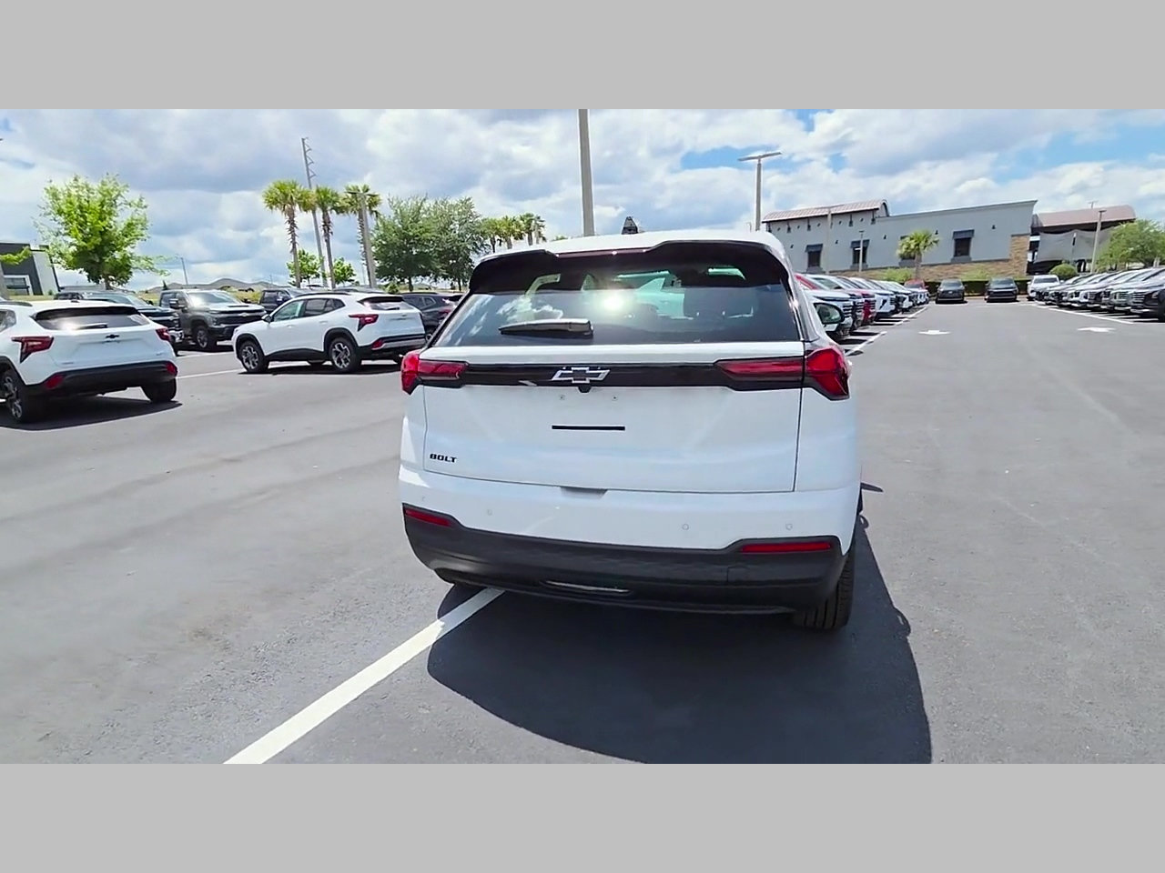 New 2027 Chevrolet Bolt LT w/ Comfort Package FWD image 17