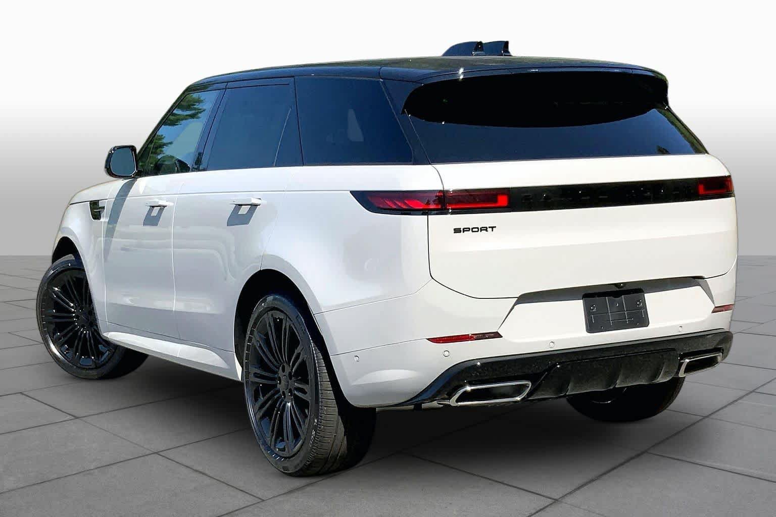 New 2026 Land Rover Range Rover Sport Dynamic SE AWD/4WD image 3