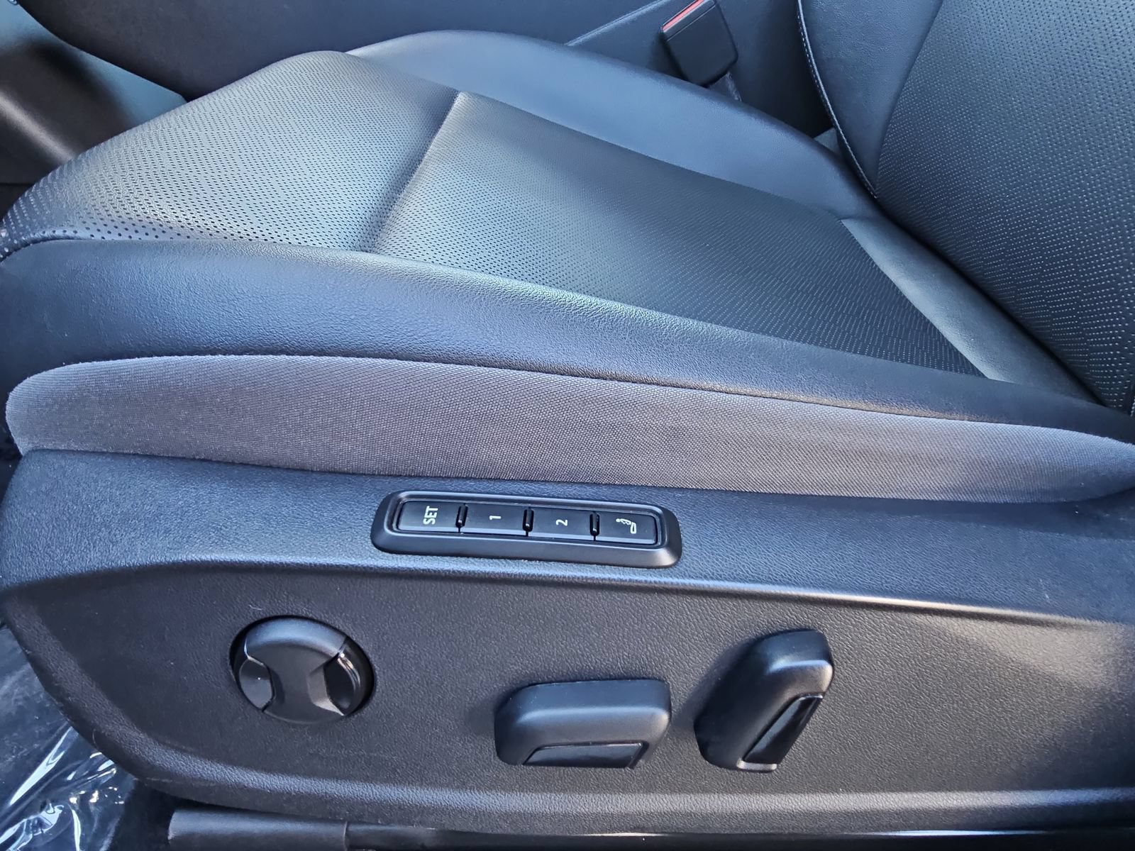 Certified 2023 Volkswagen ID.4 Pro S RWD image 29
