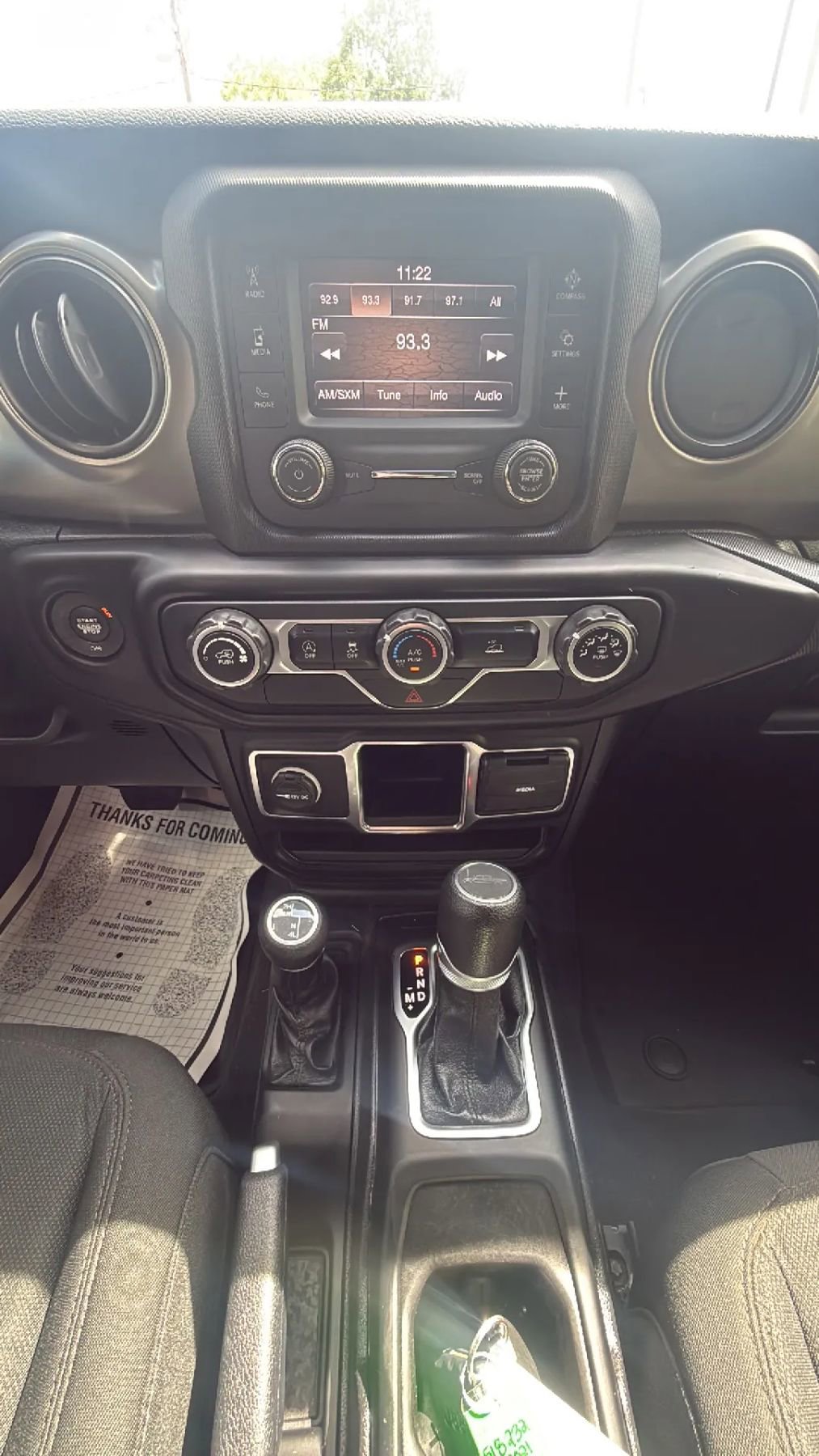 Used 2021 Jeep Gladiator Sport image 12