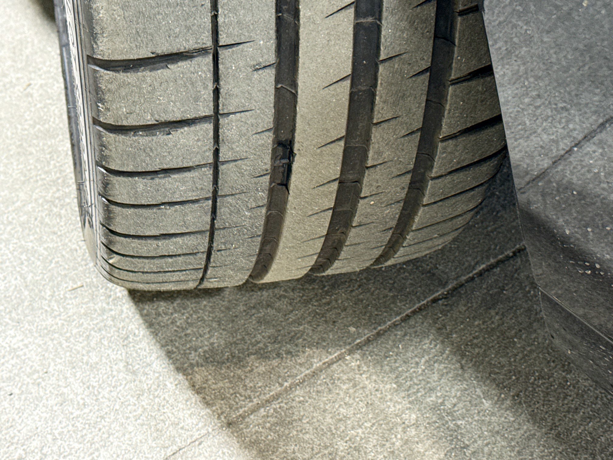 Used 2025 BMW M8 Competition w/ Driving Assistance Package image 42