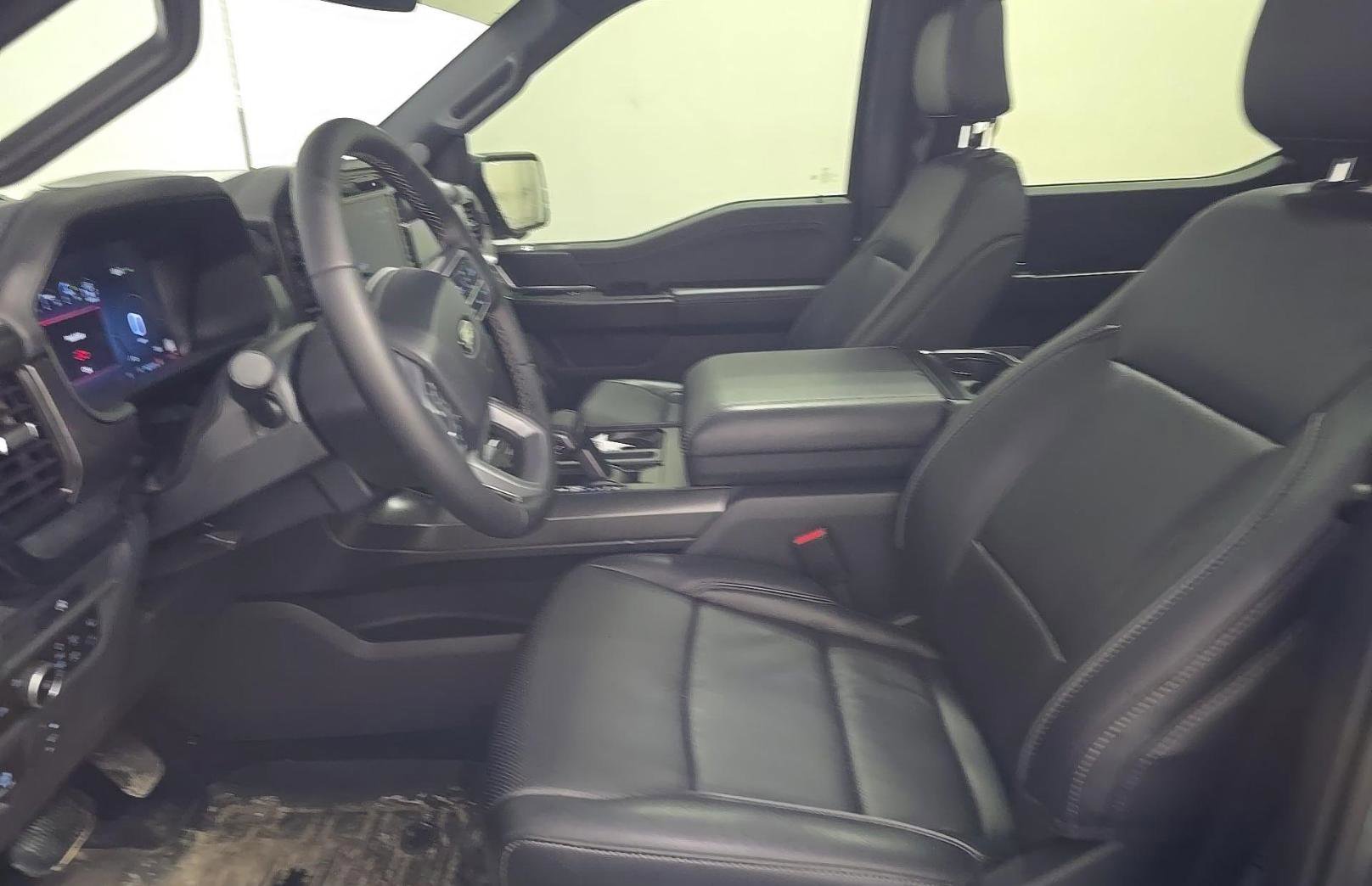 Used 2025 Ford F150 Lariat w/ Bed Utility Package AWD/4WD image 7