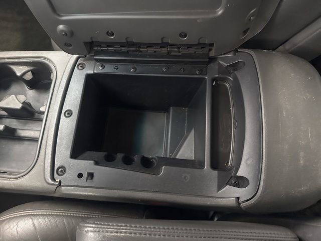 Used 2005 Chevrolet Silverado 3500 LT w/ Heavy-Duty Power Package image 47