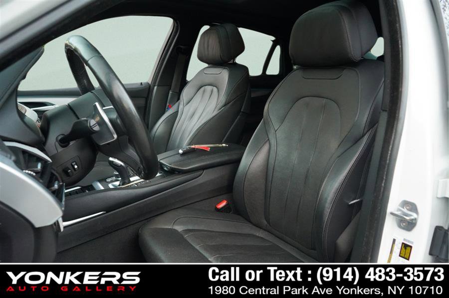Used 2019 BMW X6 xDrive50i w/ M Sport Package image 40