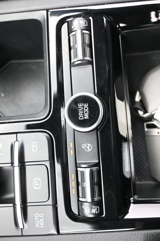 Used 2025 Kia K5 EX FWD image 32