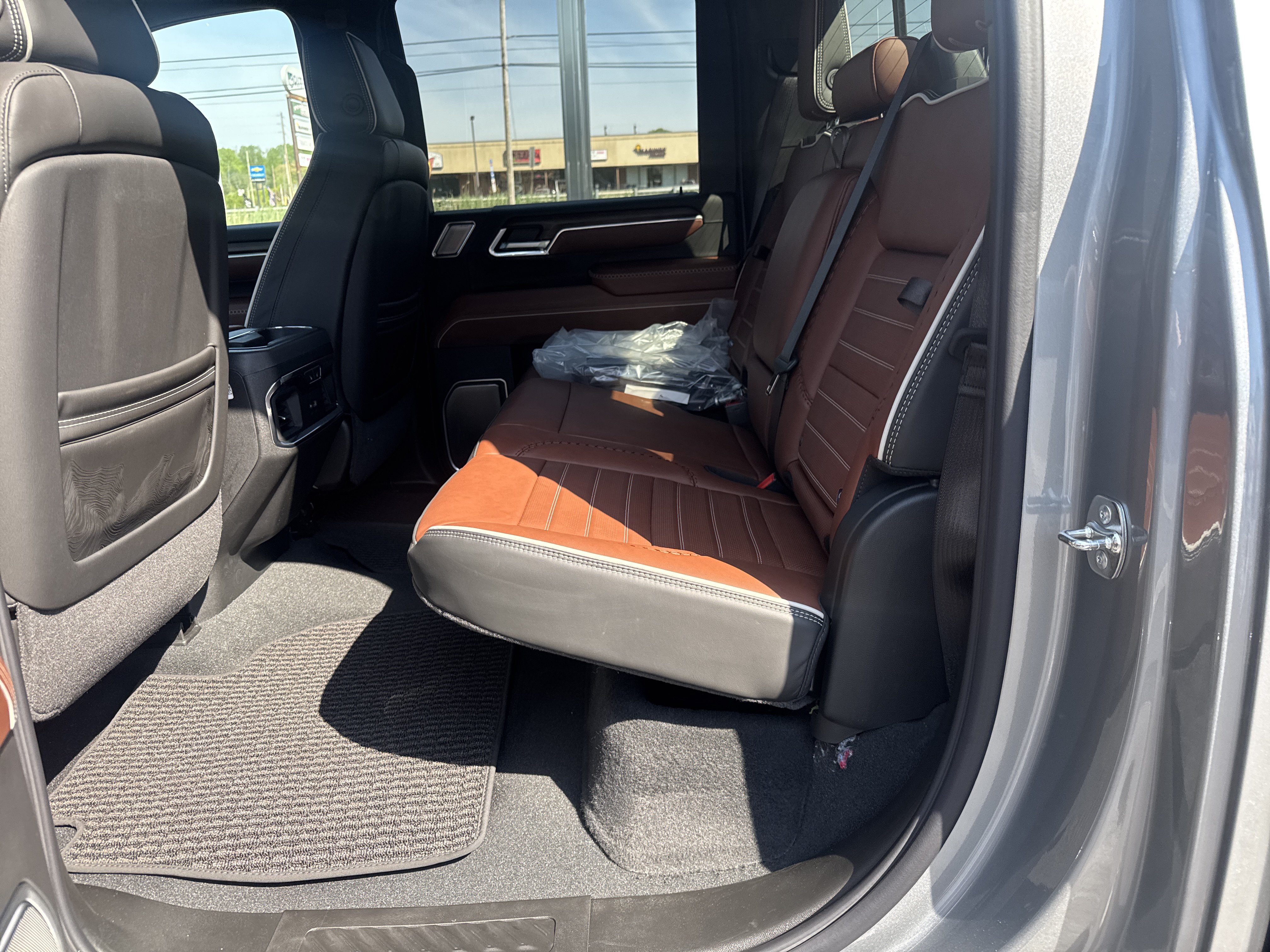 New 2026 GMC Sierra 2500 Denali Ultimate AWD/4WD image 13