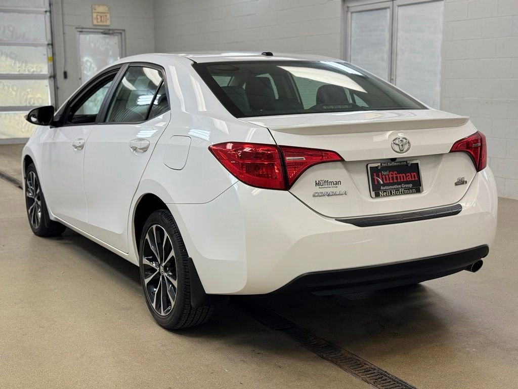Used 2019 Toyota Corolla SE w/ SE Premium Package FWD image 6