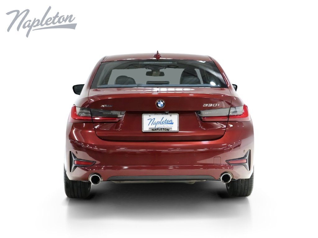 Used 2022 BMW 330i xDrive Sedan w/ Premium Package AWD/4WD image 7