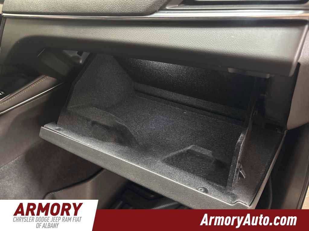 Used 2021 Cadillac CT4 V w/ Technology Package image 43