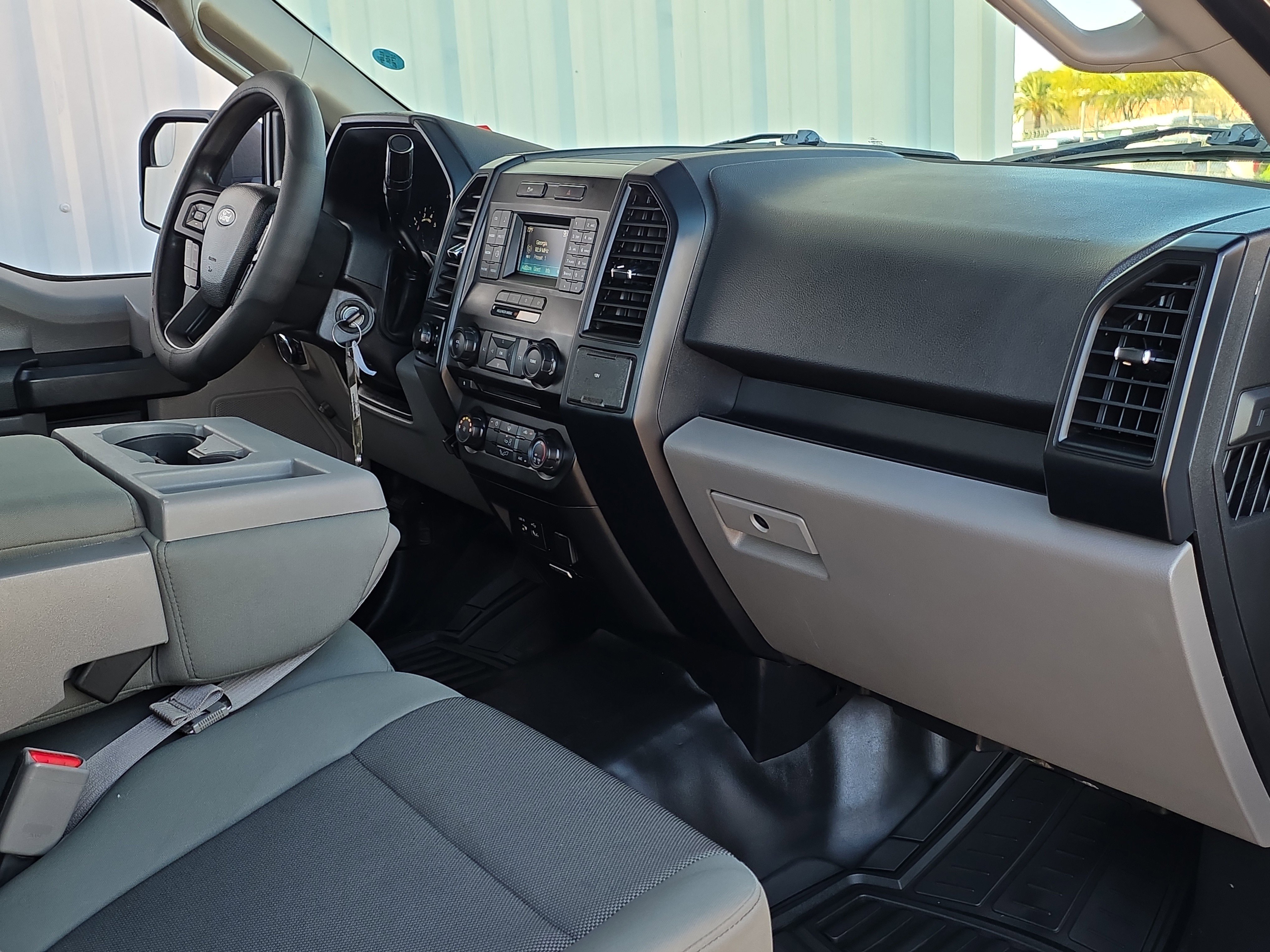 Used 2015 Ford F150 XL w/ Max Trailer Tow Package image 27