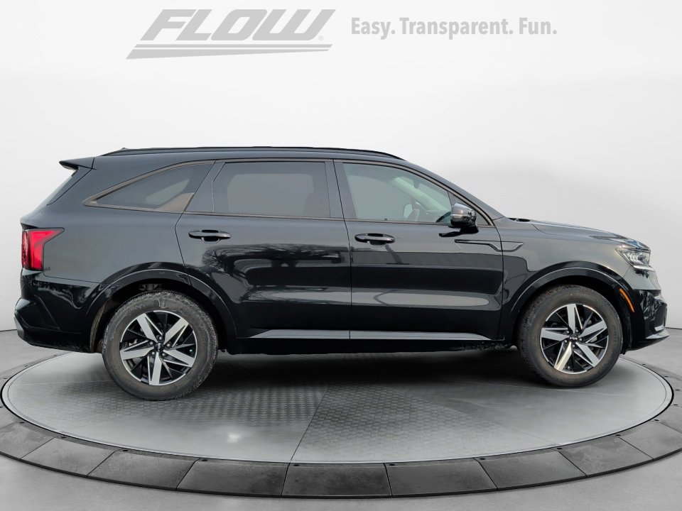 Used 2023 Kia Sorento S w/ Panoramic Sunroof Package image 10