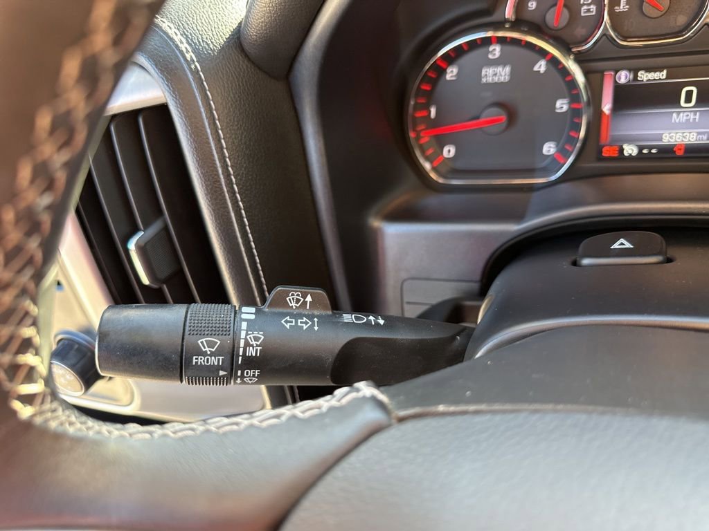 Used 2015 GMC Sierra 1500 SLT w/ SLT Crew Cab Value Package image 31