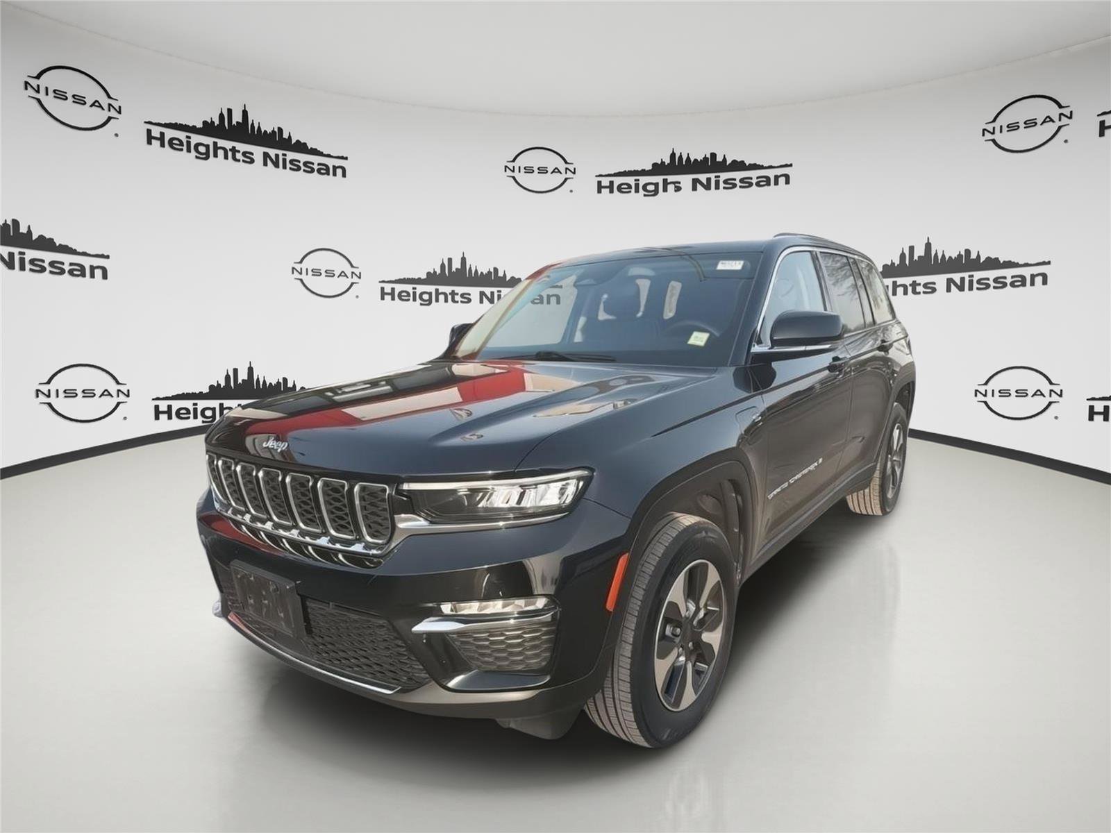 Used 2024 Jeep Grand Cherokee Limited 4xe image 1