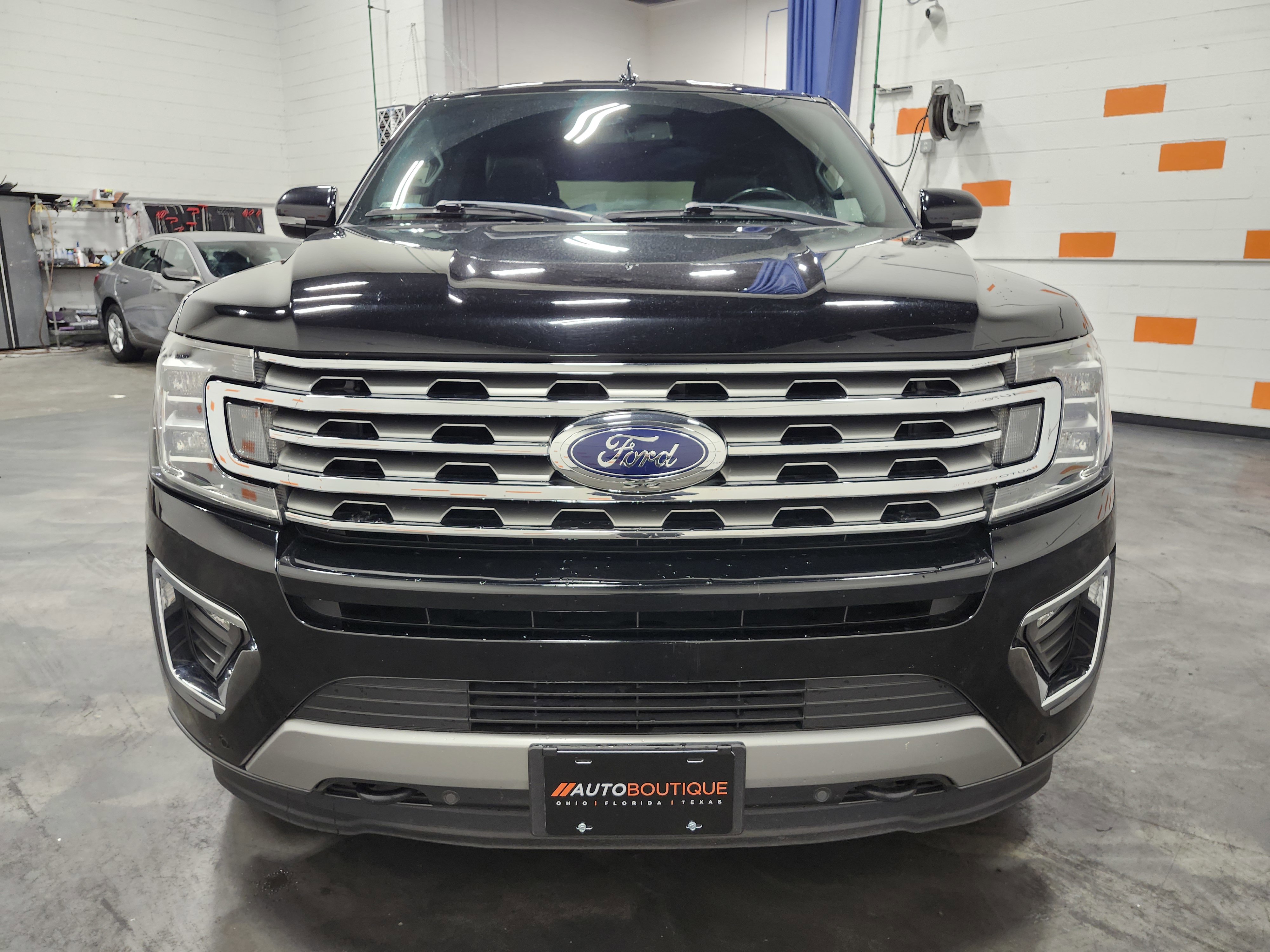 Used 2018 Ford Expedition Limited AWD/4WD image 14