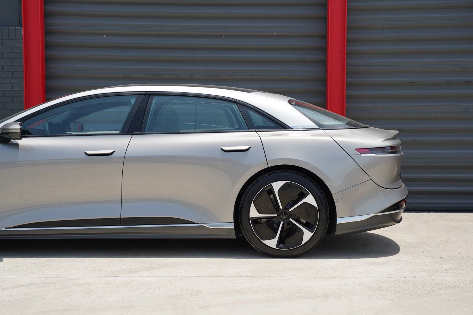 Used 2024 Lucid Air Touring AWD/4WD image 7