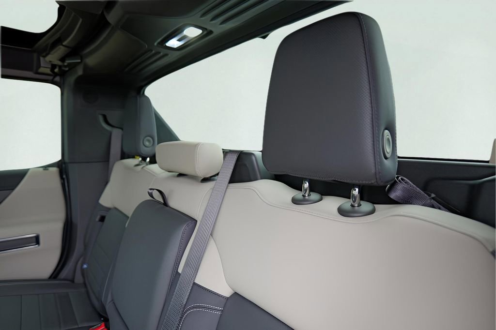 New 2026 GMC Hummer EV 4x4 Crew Cab image 24