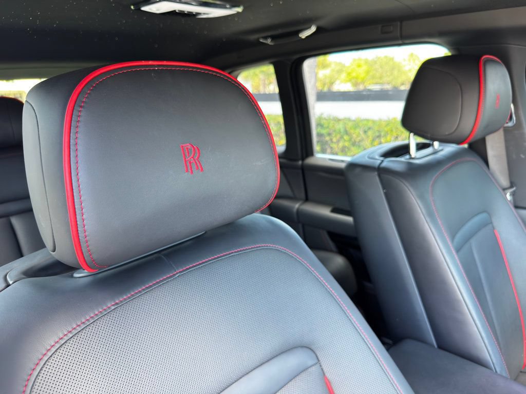 Used 2021 Rolls-Royce Cullinan AWD/4WD image 39