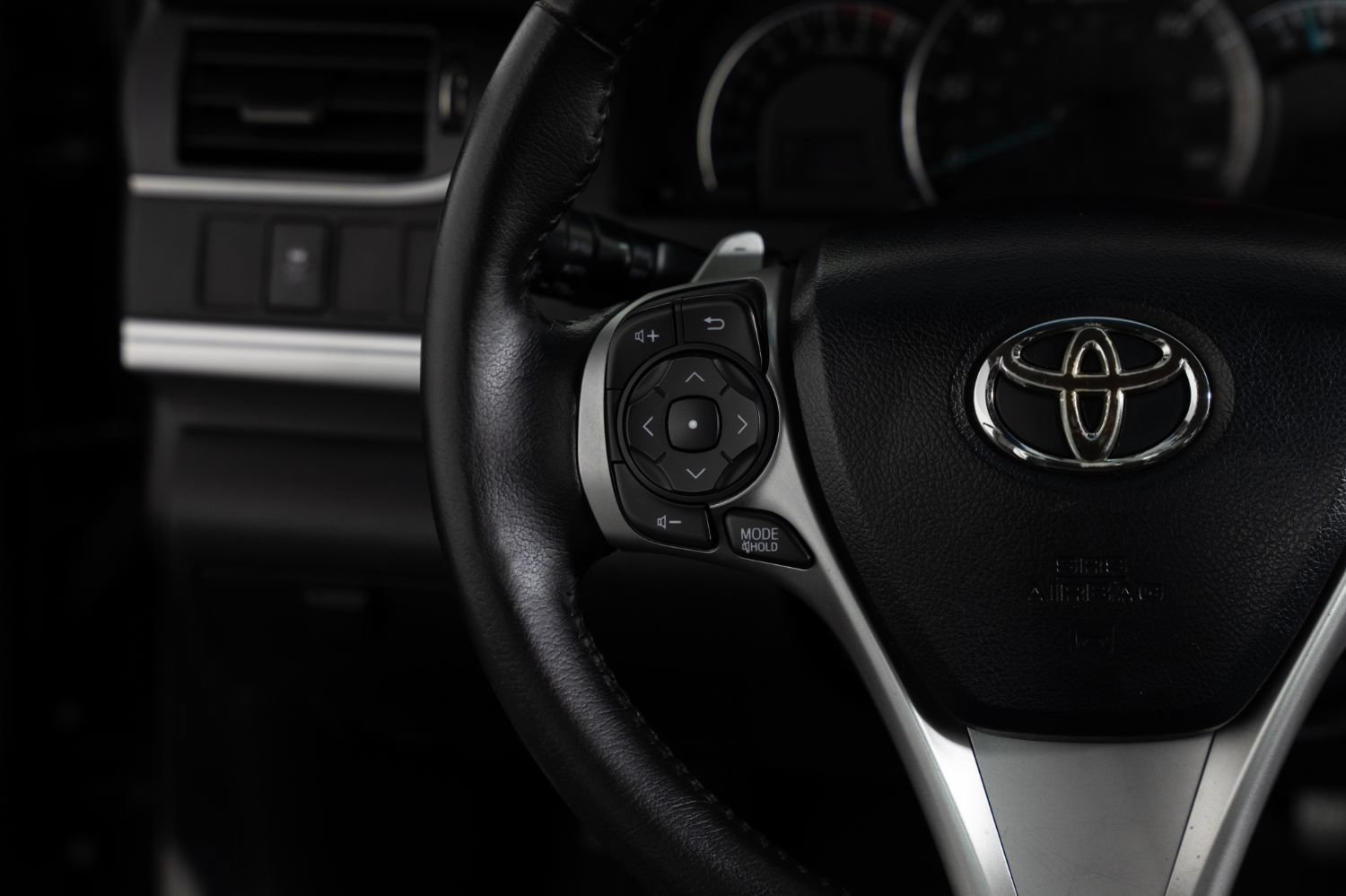 Used 2013 Toyota Camry SE w/ Convenience Pkg FWD image 28