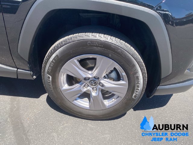 Used 2024 Toyota RAV4 LE AWD/4WD image 10