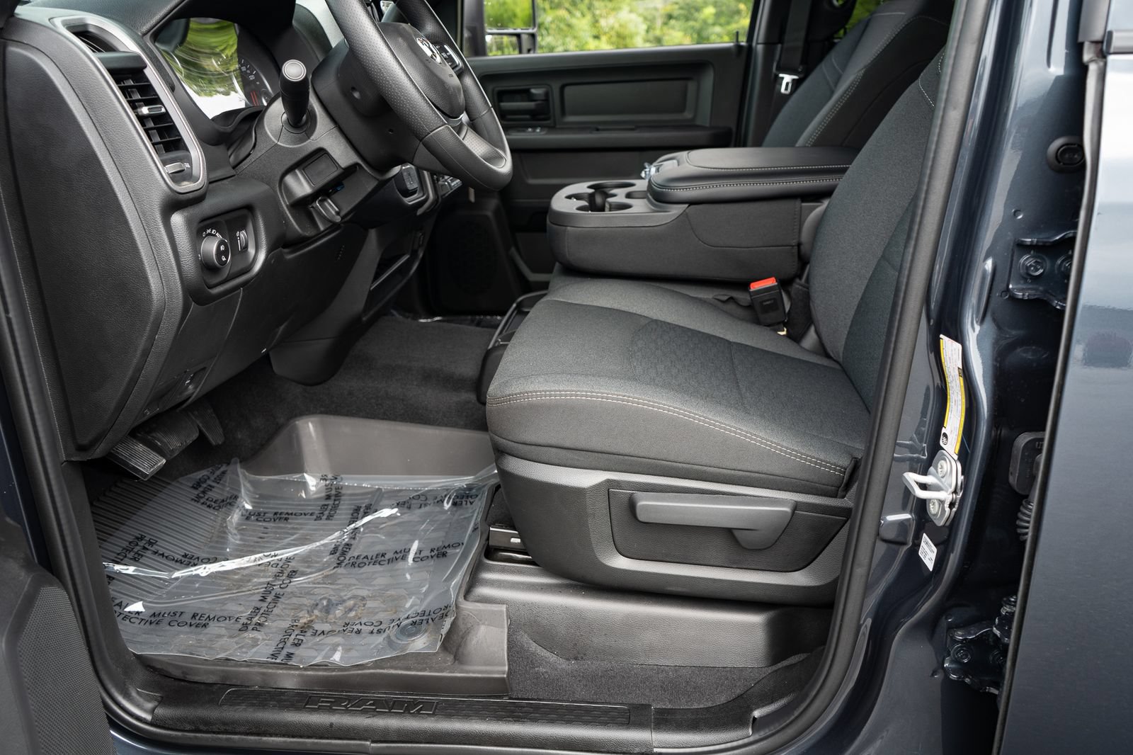 New 2026 RAM 2500 Warlock AWD/4WD image 17