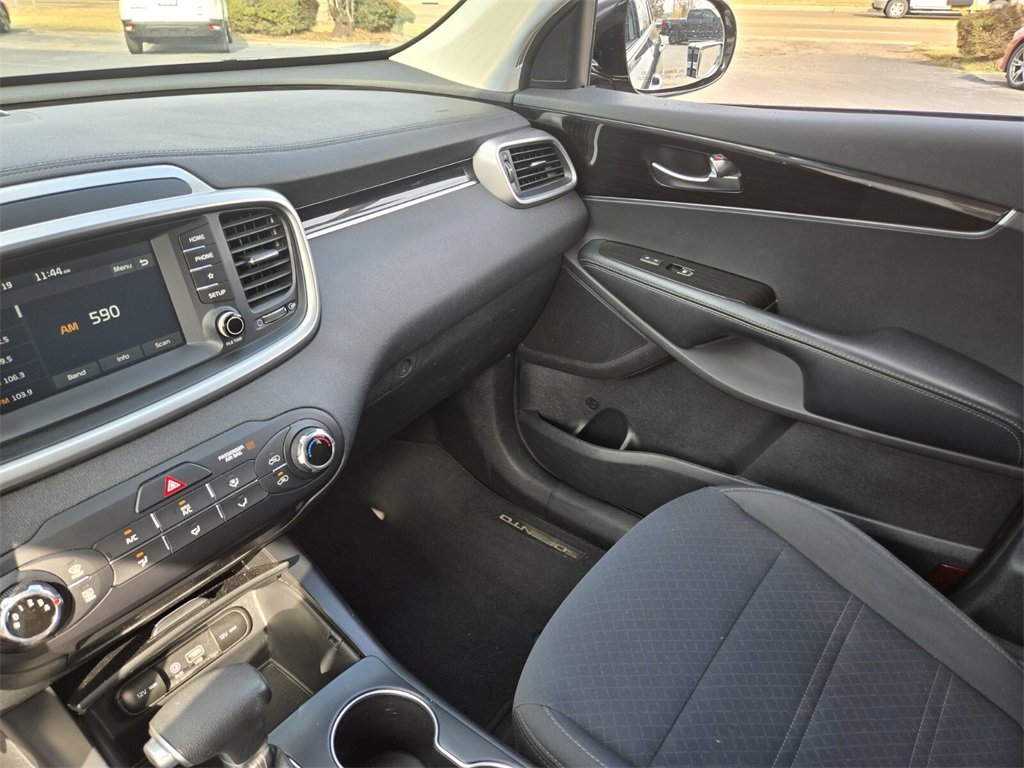 Used 2020 Kia Sorento LX image 26