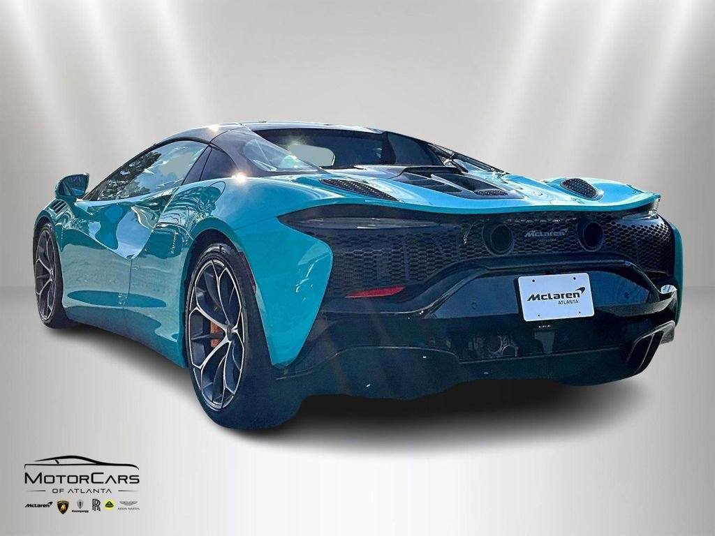 New 2026 McLaren Artura image 3
