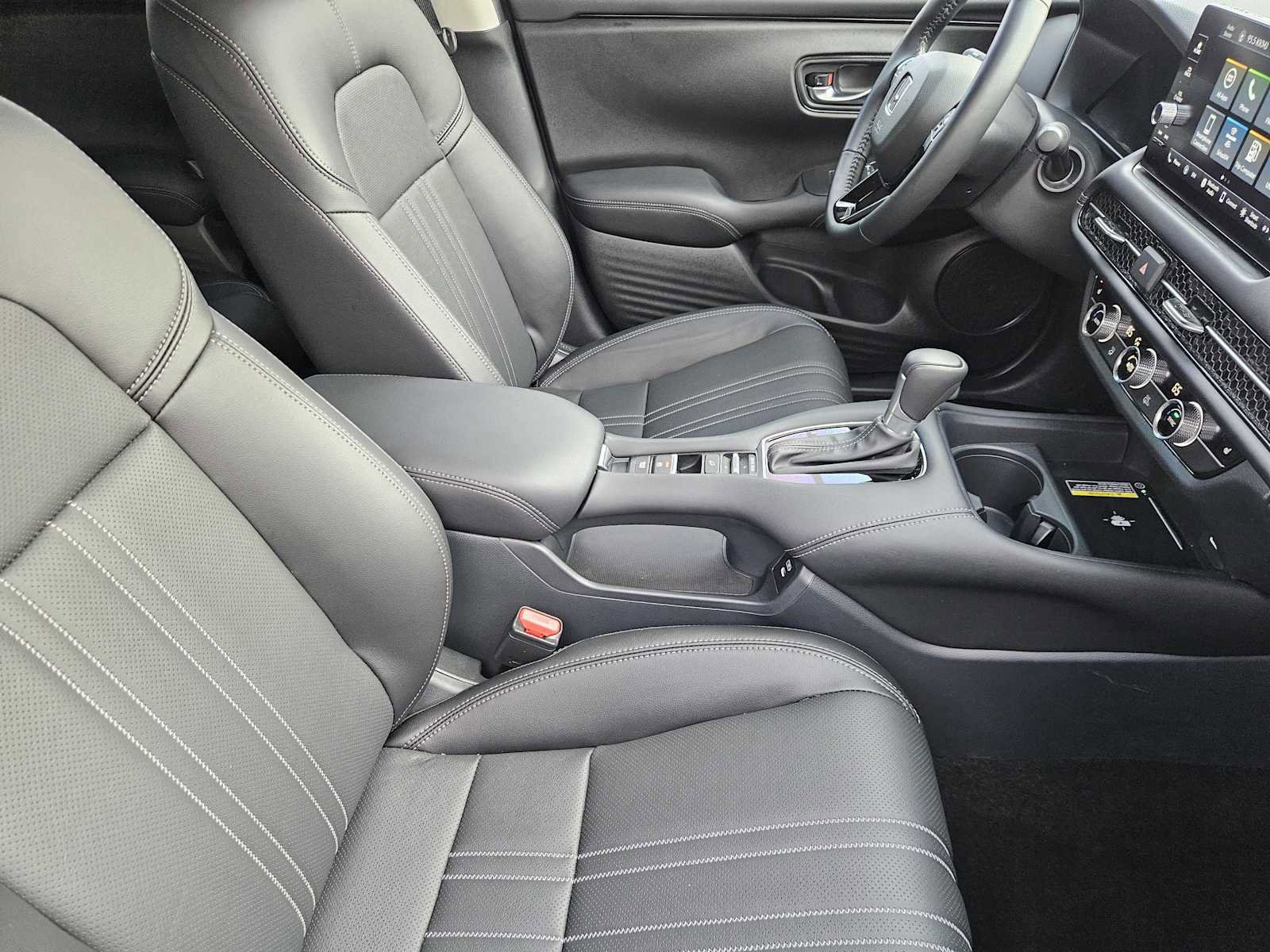 Used 2025 Honda HR-V EX-L image 13