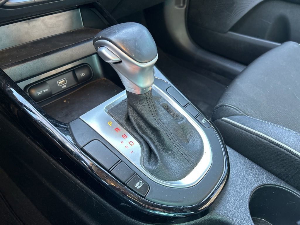 Used 2023 Kia Forte GT-Line image 37