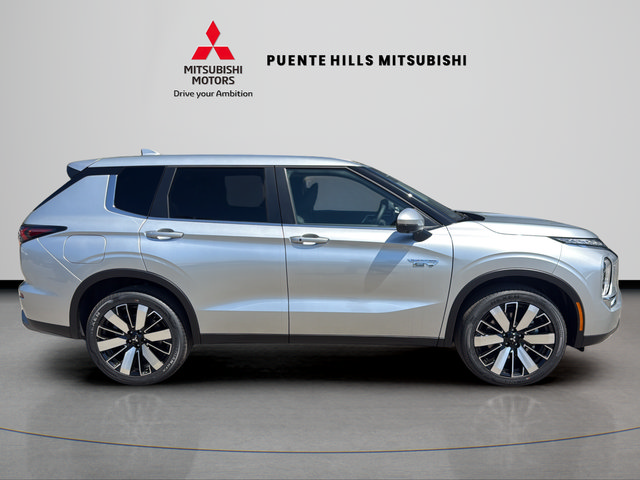 New 2026 Mitsubishi Outlander SE AWD/4WD image 4