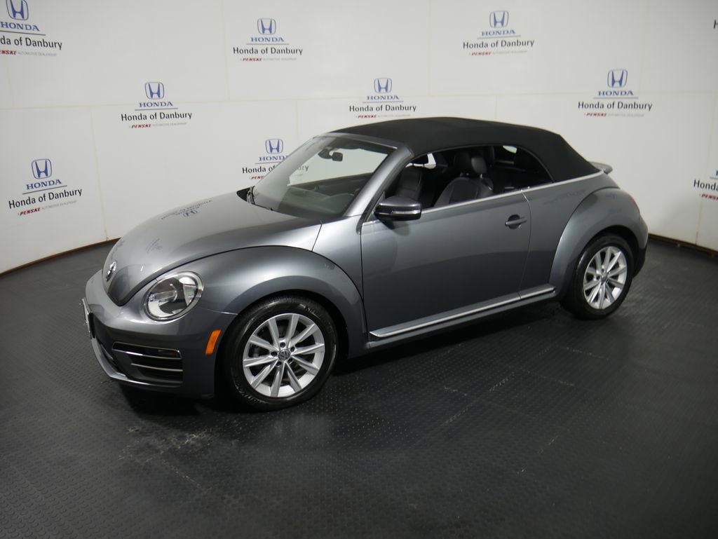 Used 2019 Volkswagen Beetle 2.0T SE video 1