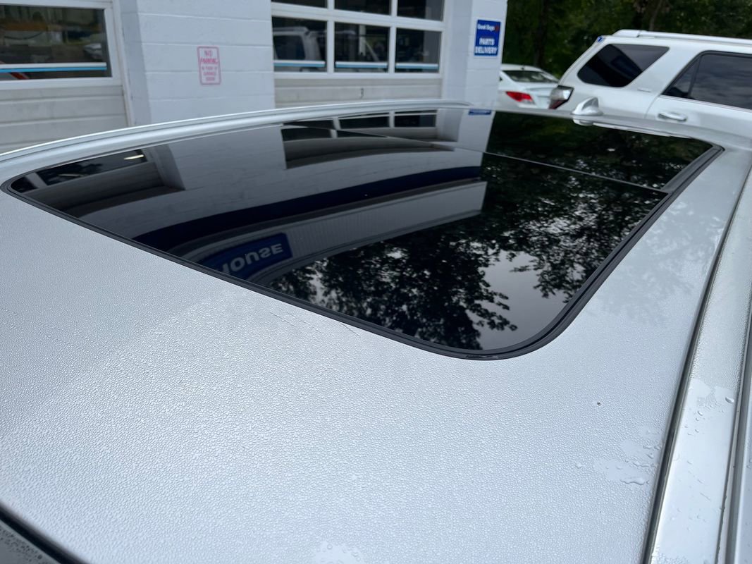 Used 2018 Volvo V90 T5 Cross Country w/ Convenience Package image 30