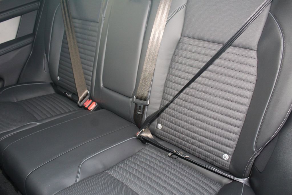 New 2026 Land Rover Discovery Sport Landmark image 22