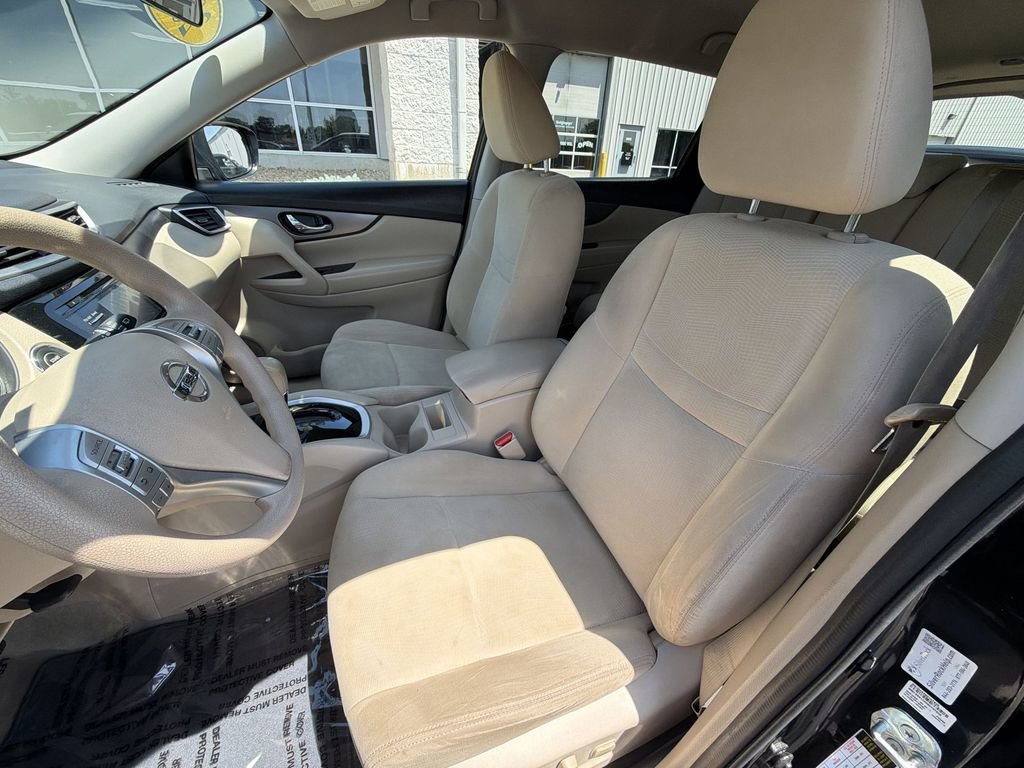 Used 2015 Nissan Rogue SV FWD image 13