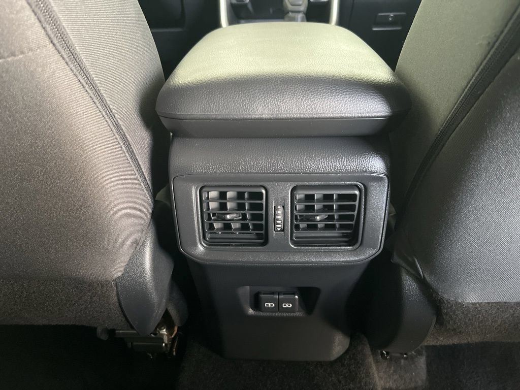 Used 2024 Toyota RAV4 XLE AWD/4WD image 25