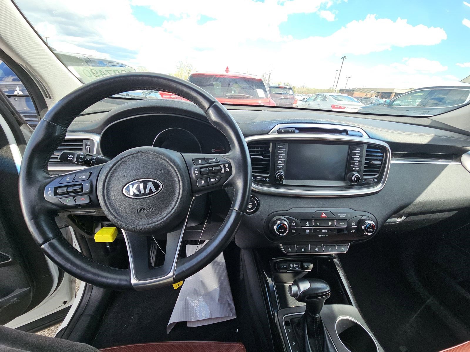 Used 2017 Kia Sorento SX image 15