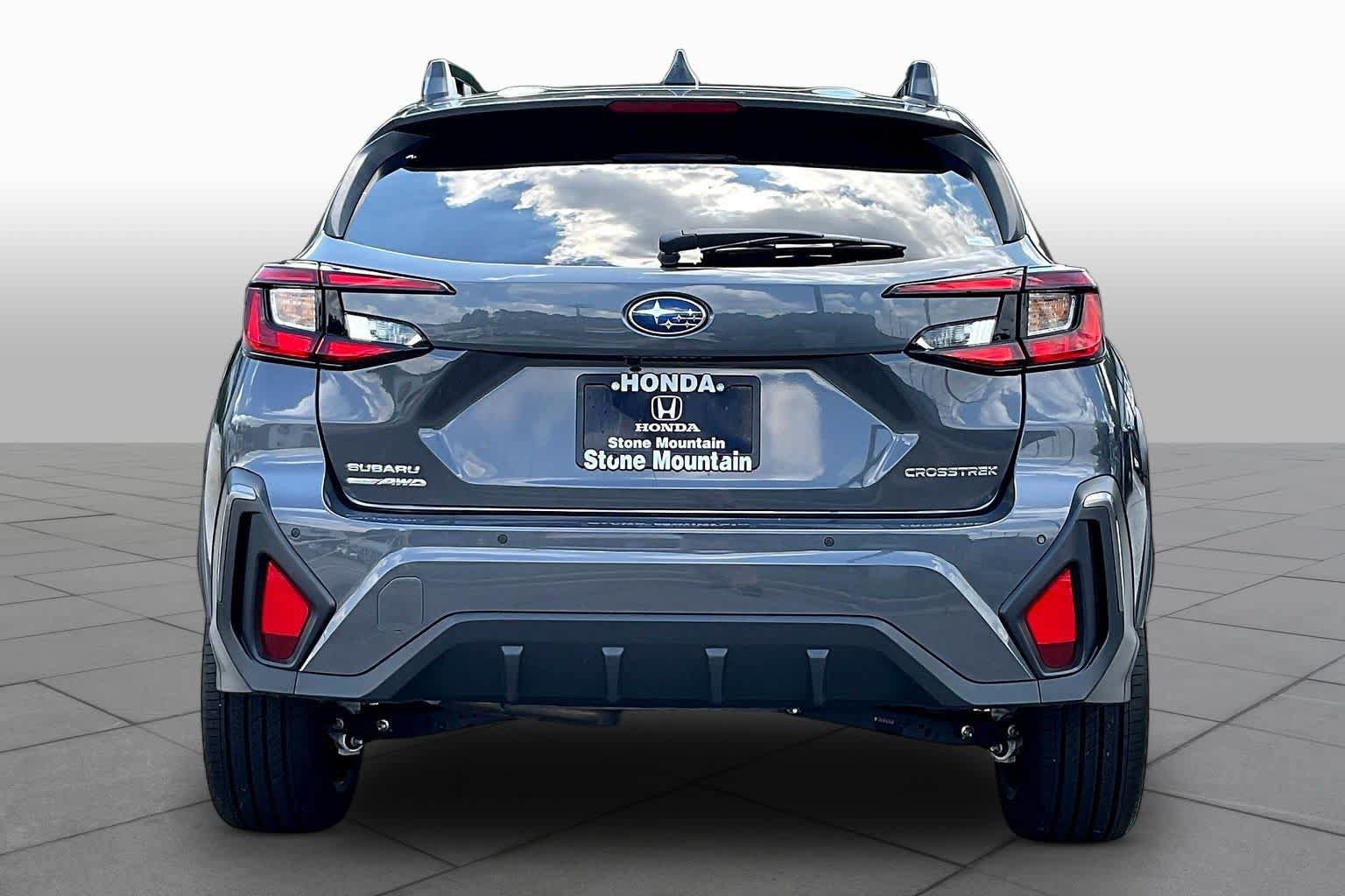 Used 2025 Subaru Crosstrek 2.5i Limited AWD/4WD image 9