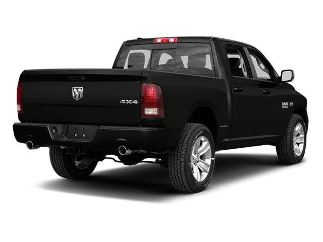 Used 2013 RAM 1500 Laramie w/ Convenience Group AWD/4WD image 3