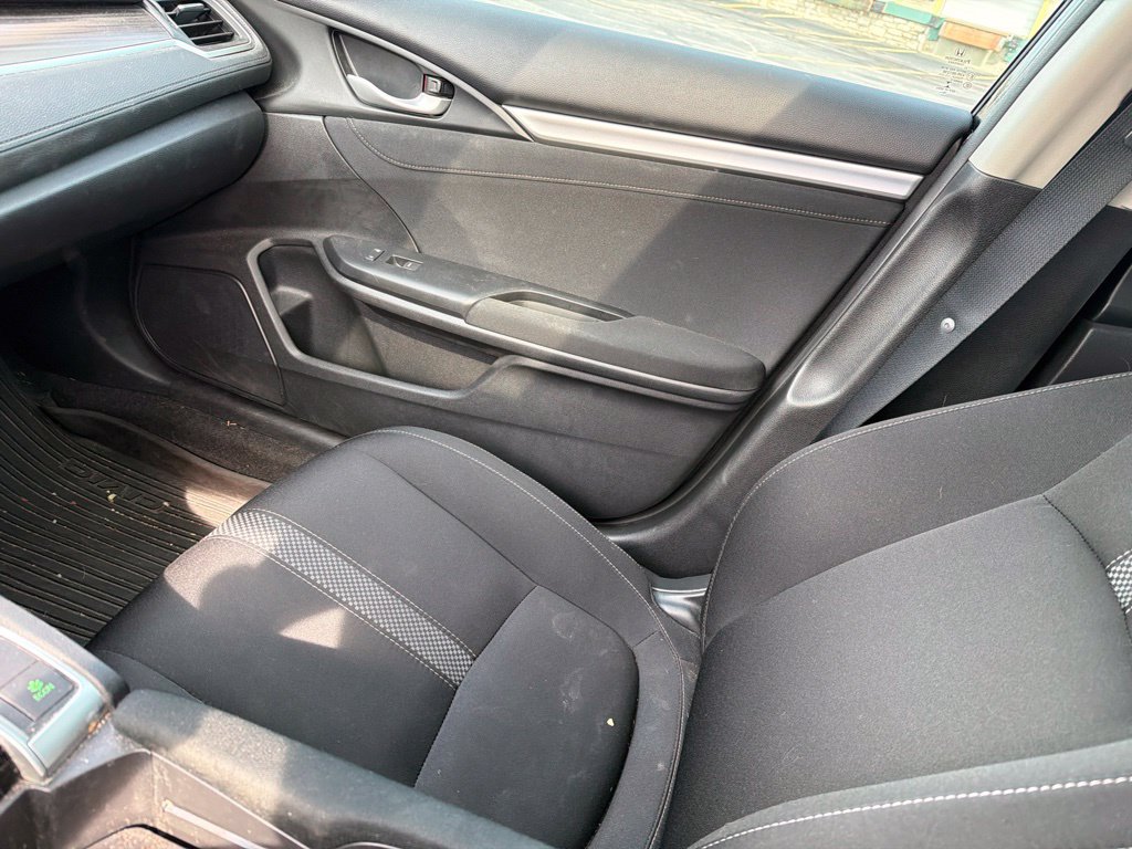 Used 2019 Honda Civic EX image 11