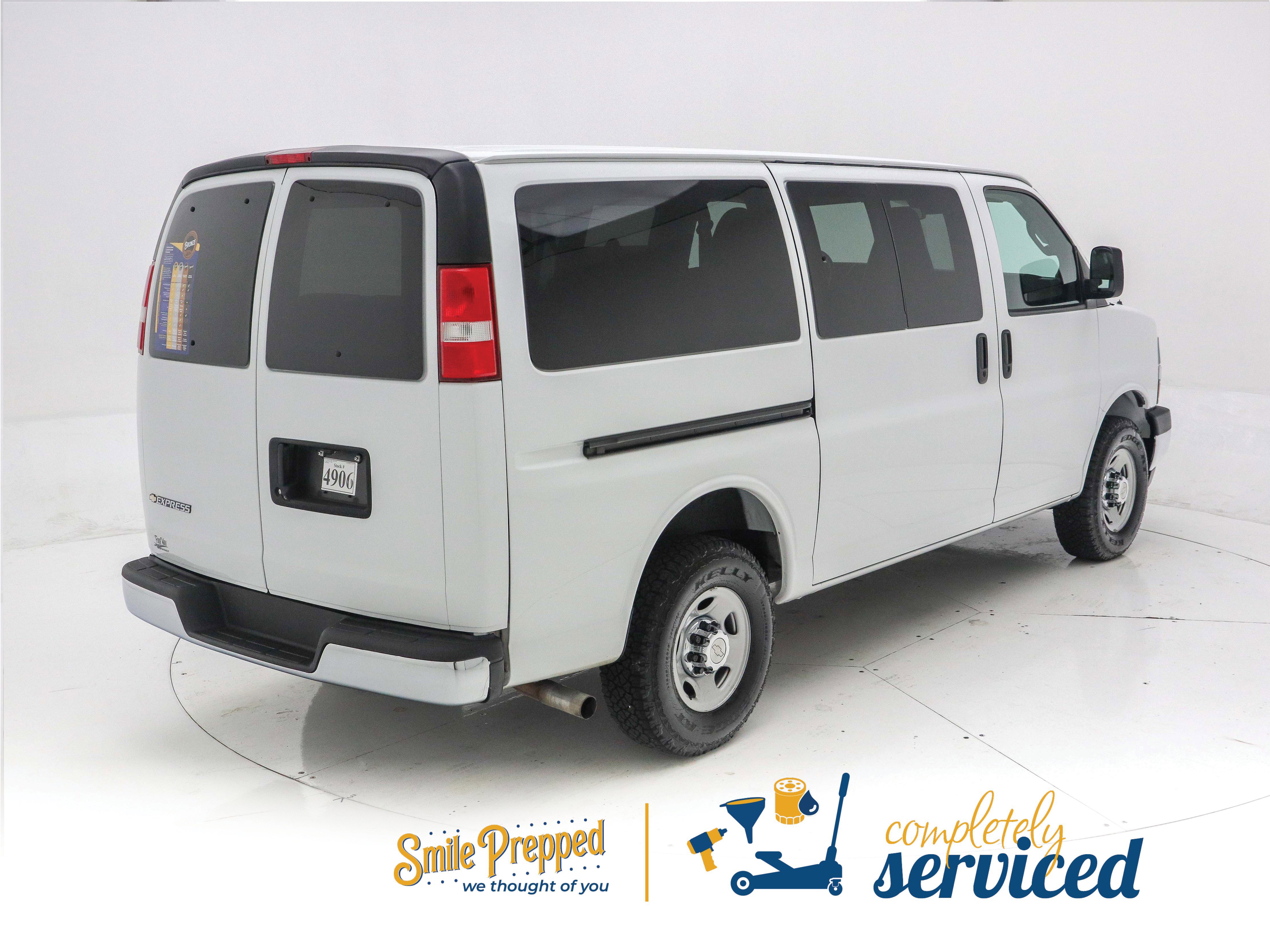 Used 2020 Chevrolet Express 3500 LT w/ LT Preferred Equipment Group image 4