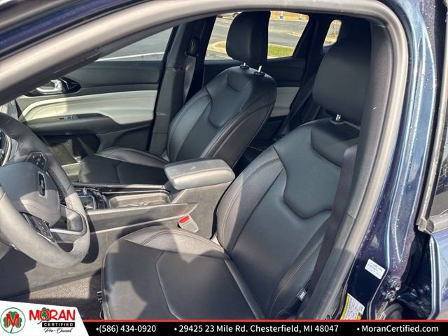 Used 2024 Jeep Compass Limited image 11