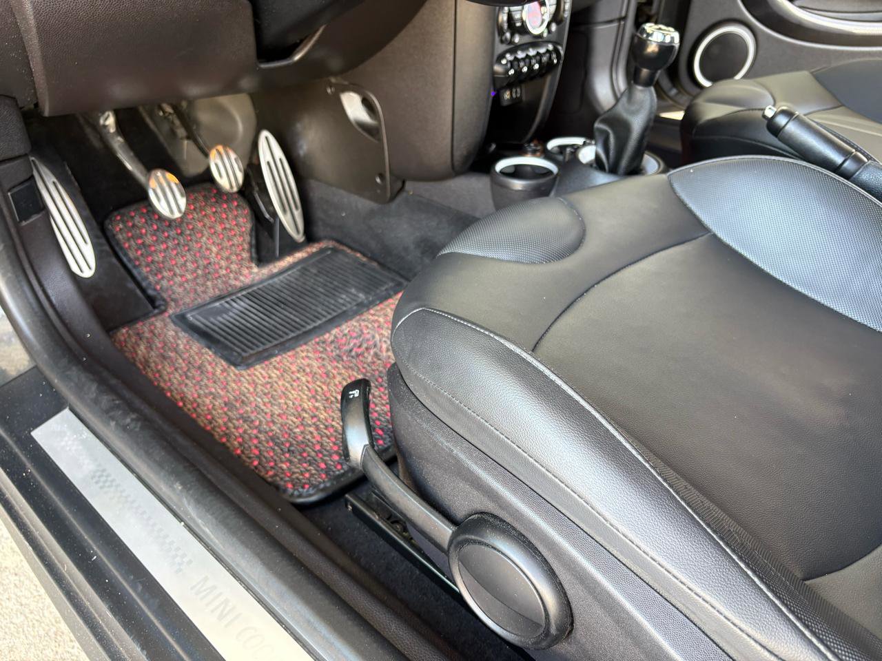 Used 2012 MINI Cooper S FWD image 14