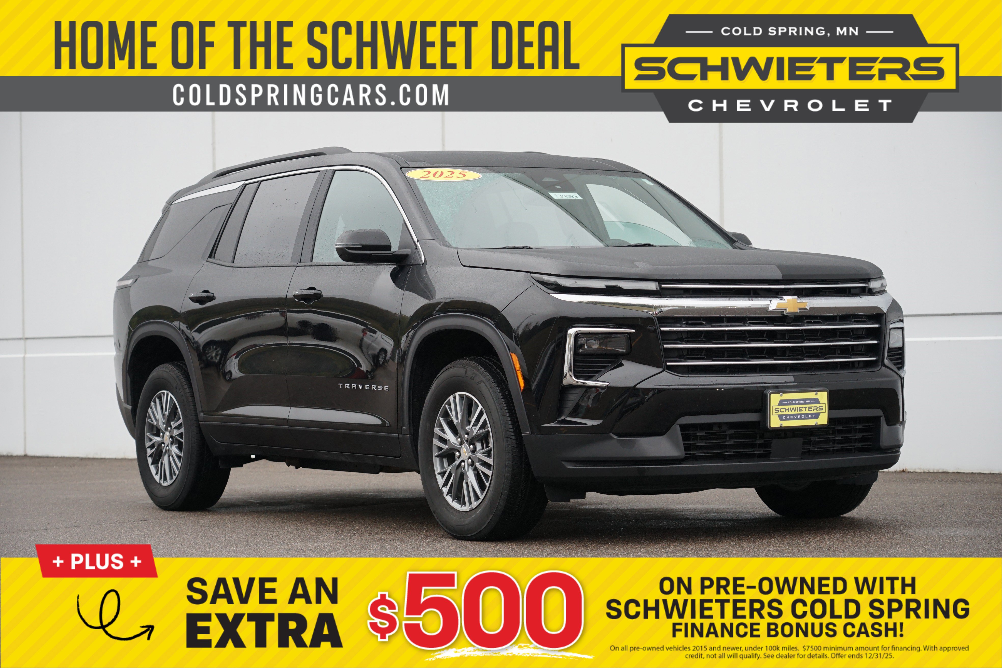 Used 2025 Chevrolet Traverse LT