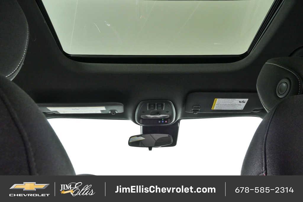 New 2026 Chevrolet Trax RS w/ Sunroof Package FWD image 18